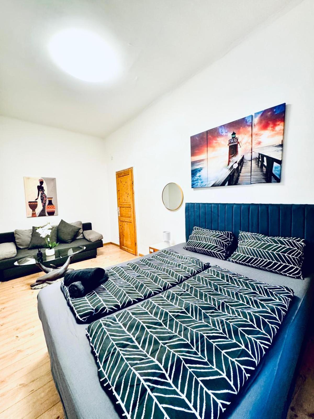 Amazing 4br Shared 10 Minute Walk To Fac Platz Wien