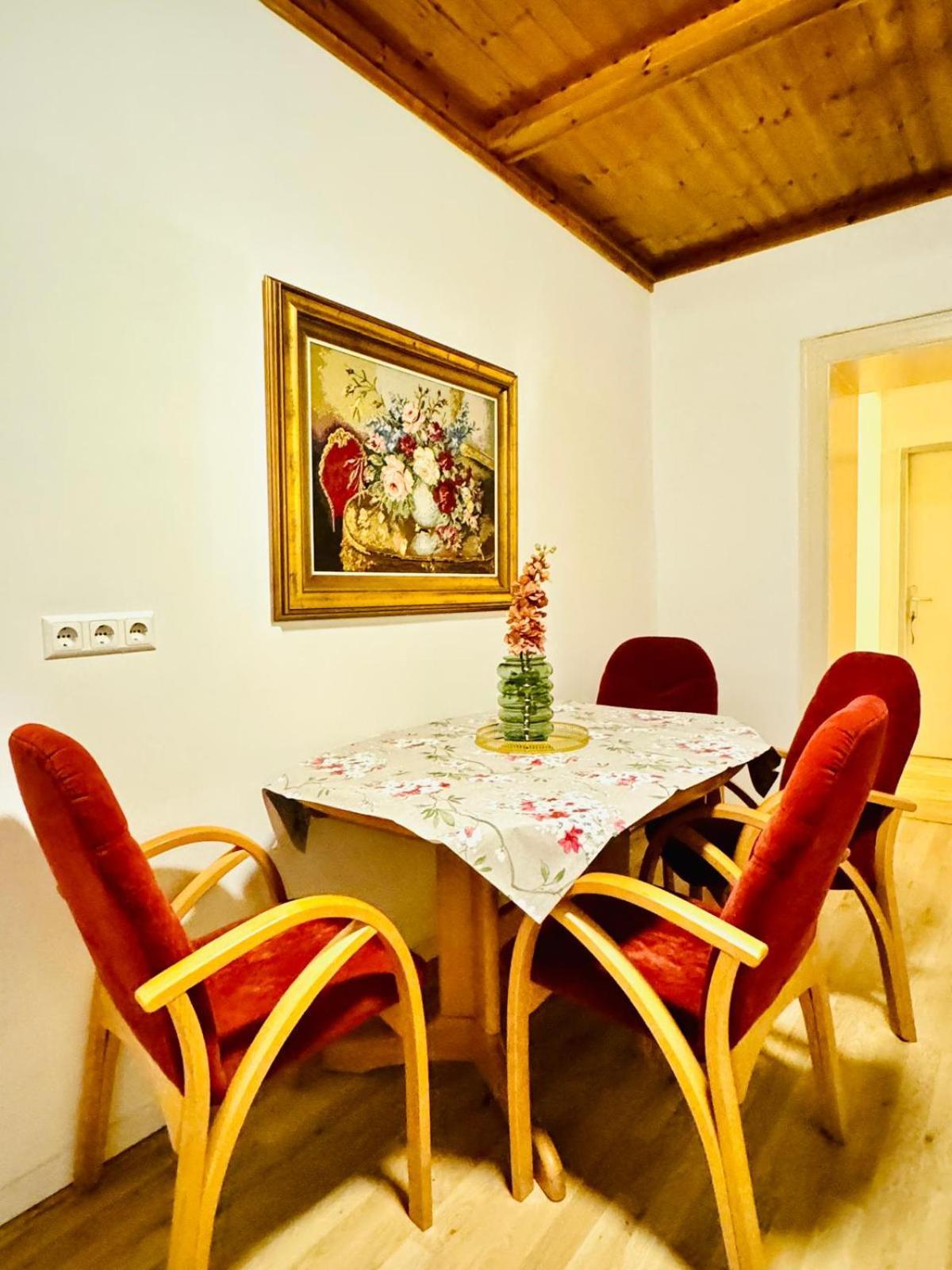 Amazing 4br Shared 10 Minute Walk To Fac Platz * Wien