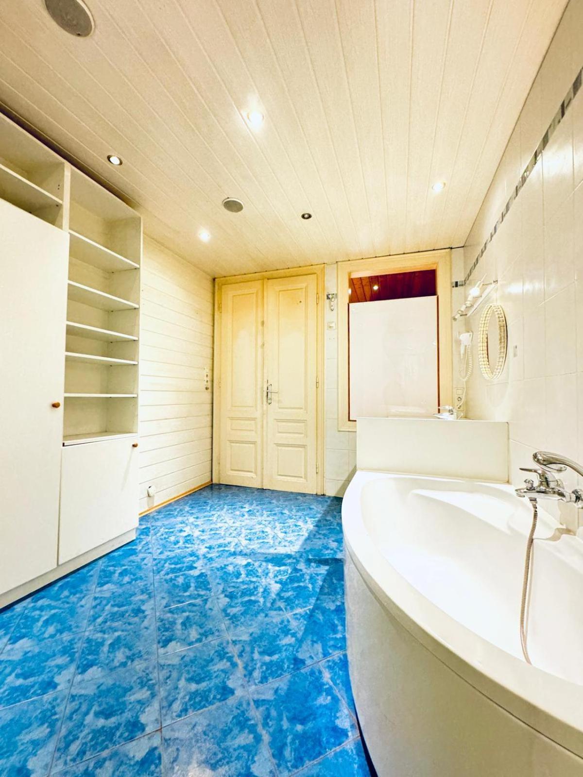Amazing 4br Shared 10 Minute Walk To Fac Platz * Wien