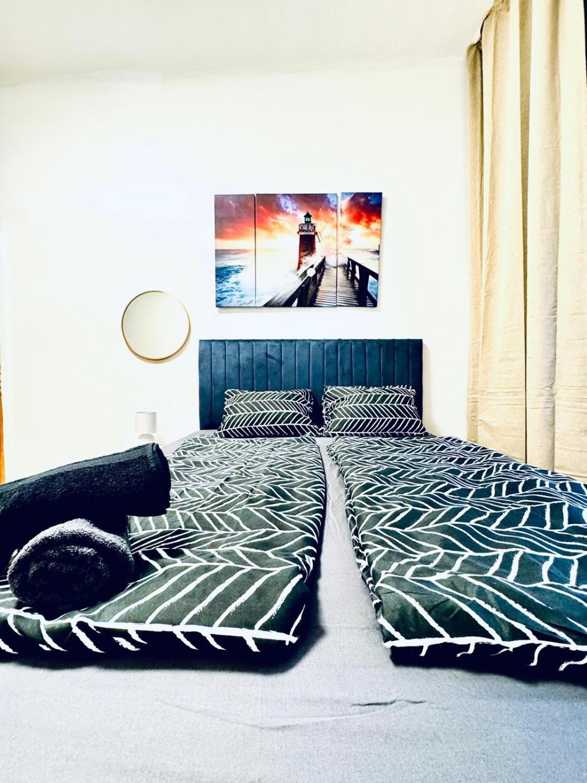 Amazing 4br Shared 10 Minute Walk To Fac Platz *