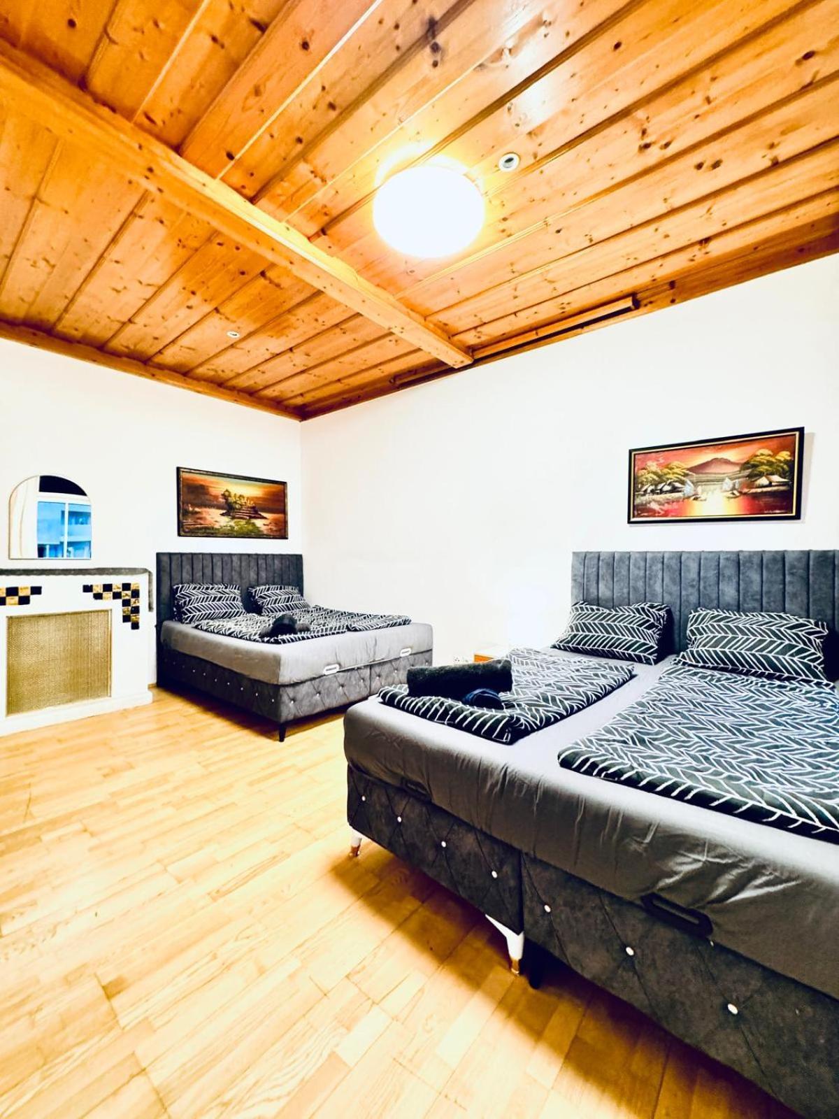 Apartment Amazing 4br Shared 10 Minute Walk To Fac Platz Wien