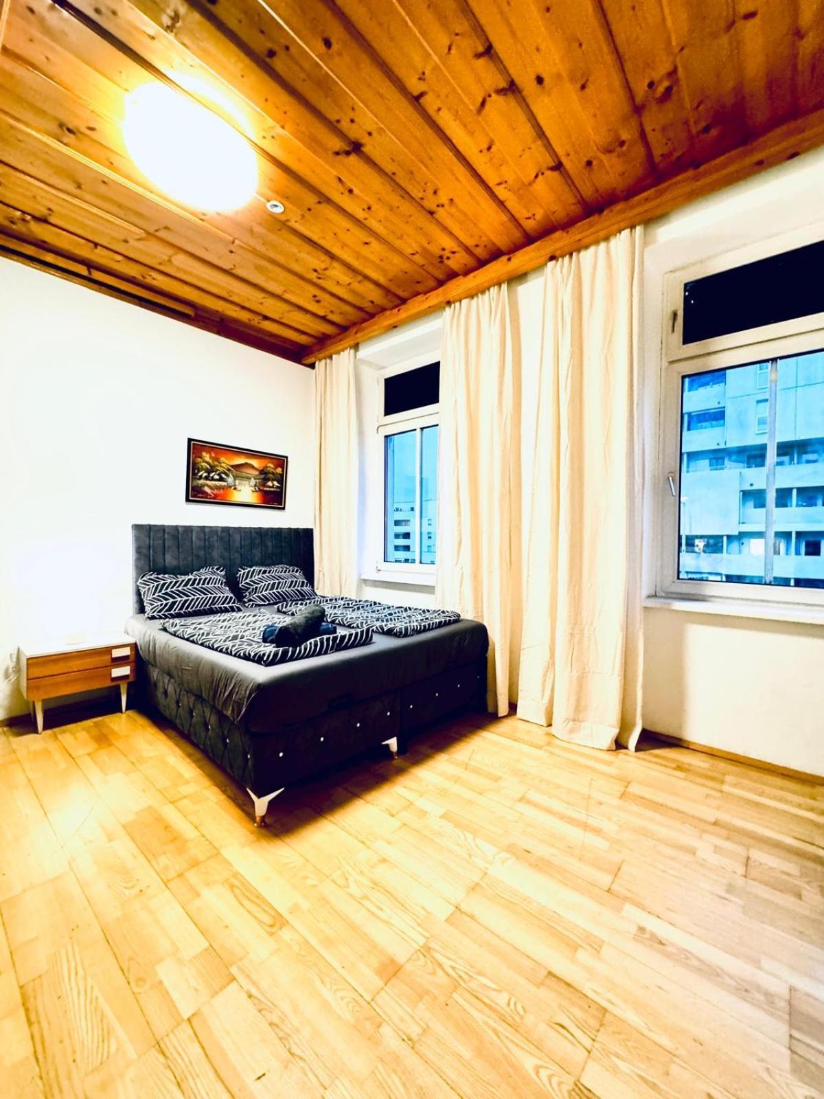 Amazing 4br Shared 10 Minute Walk To Fac Platz * Wien
