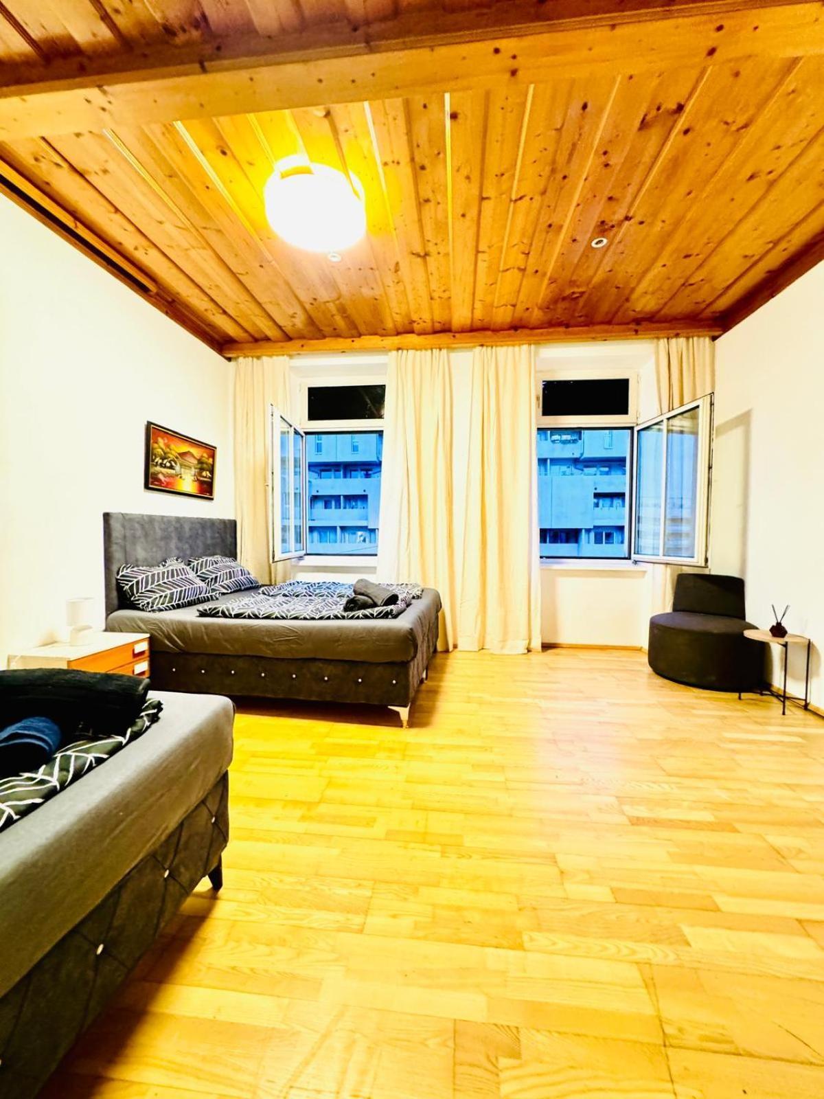 Amazing 4br Shared 10 Minute Walk To Fac Platz Apartment Wien