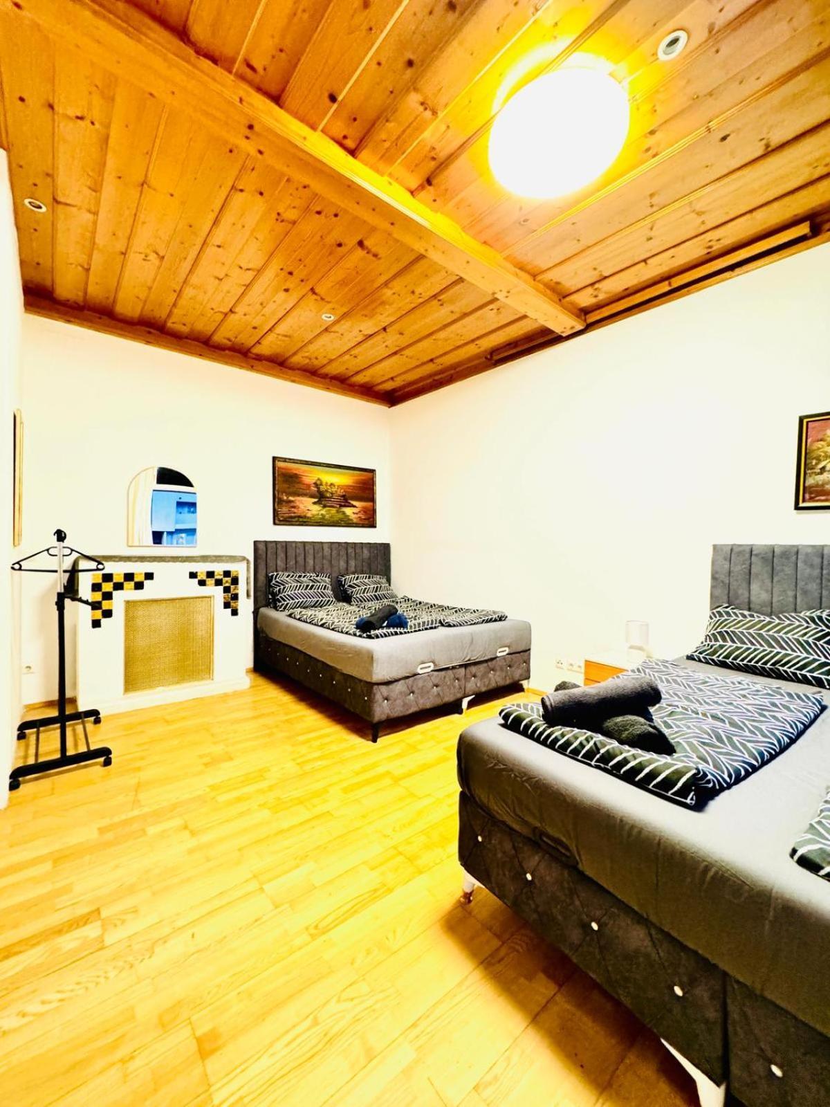 Amazing 4br Shared 10 Minute Walk To Fac Platz